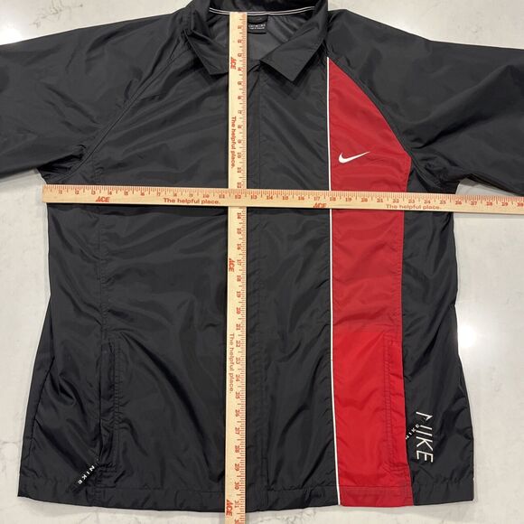 Nike Black and Red Windbreaker Jacket - Picture 3 of 12